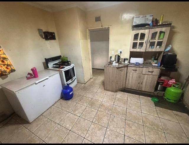 3 BEDROOM HOUSE FOR SALE IN VANDERBIJLPARK CE 2